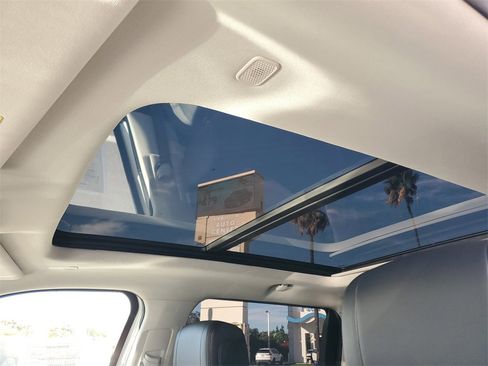 Used 2024 Toyota Tundra Limited image 34