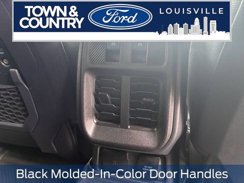 Used 2025 Ford Bronco Badlands AWD/4WD image 21