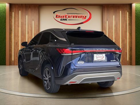 Used 2023 Lexus RX 350 Premium w/ Cold Area Package FWD image 5