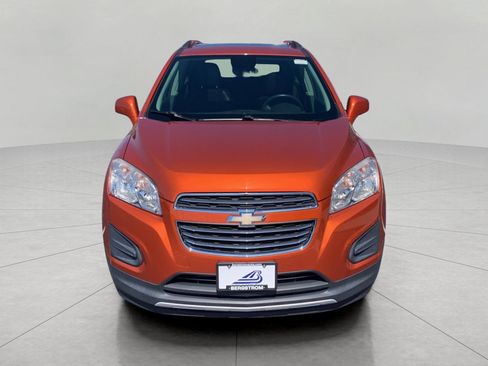 Used 2015 Chevrolet Trax LT w/ LT Sun and Sound Package FWD image 3