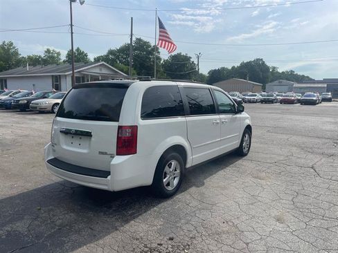 Used 2010 Dodge Grand Caravan SE w/ Entertainment Group 1 FWD image 5
