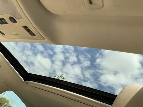 Used 2013 Lexus ES 350 w/ Luxury Pkg image 29