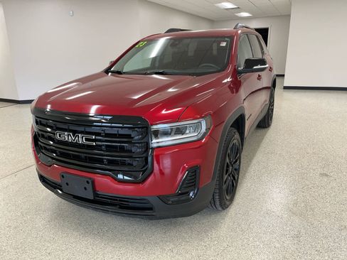 Used 2023 GMC Acadia SLE w/ Driver Convenience Package image 1