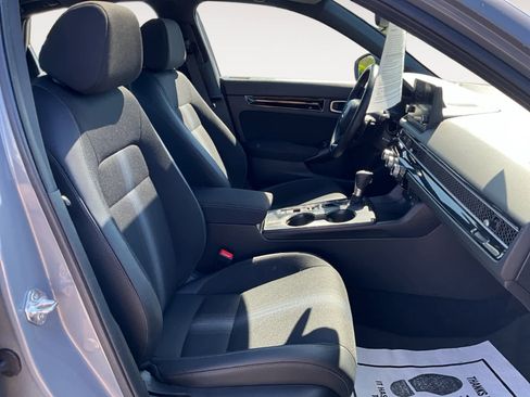 Used 2025 Honda Civic Sport Touring image 18