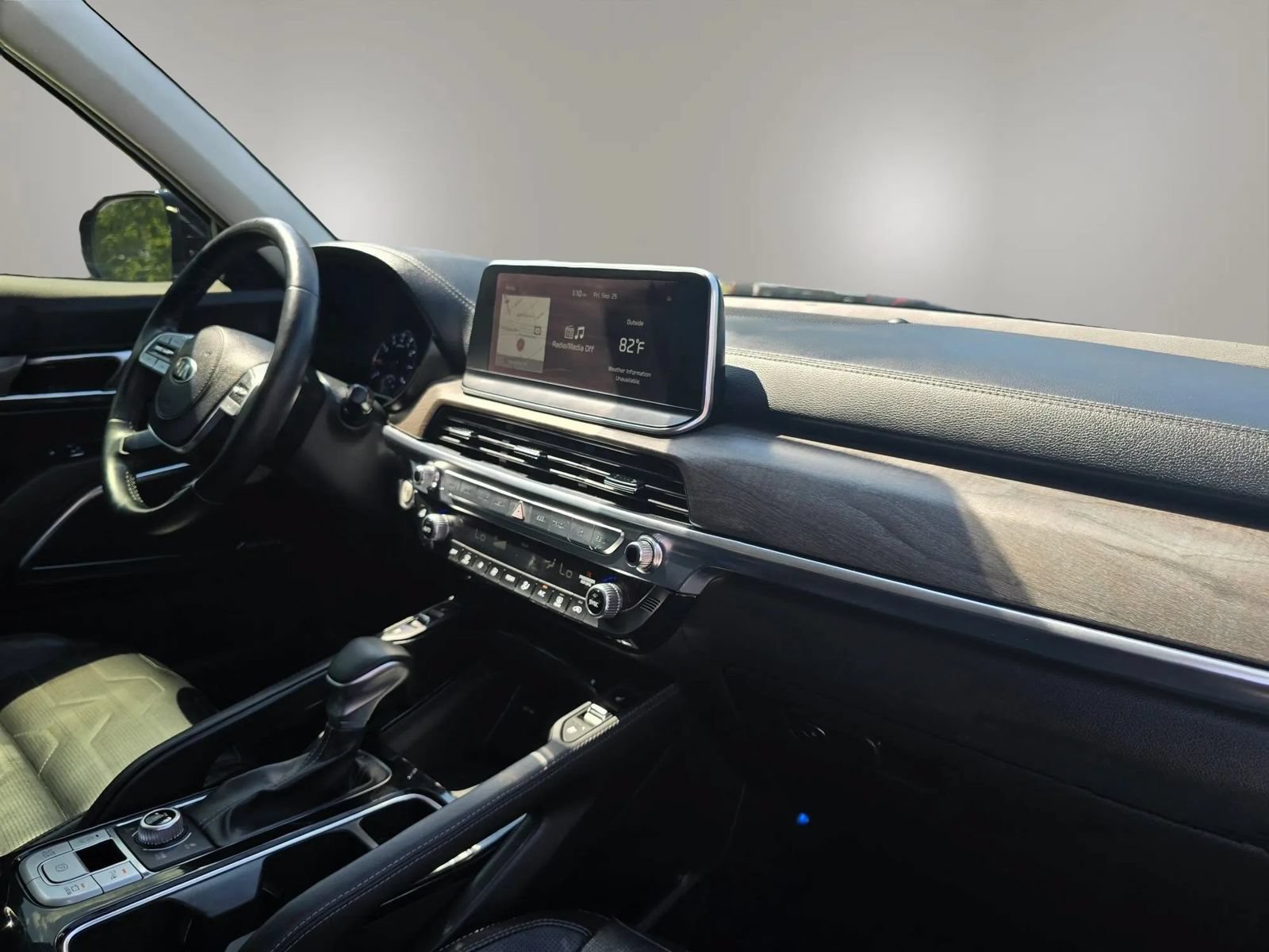 Used 2021 Kia Telluride SX w/ SX Prestige Package AWD/4WD image 26