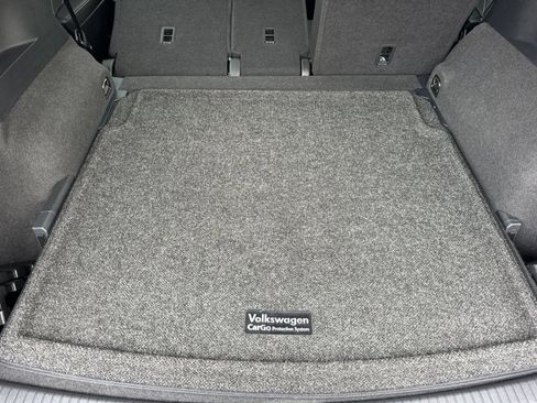 Used 2022 Volkswagen Tiguan SE image 15