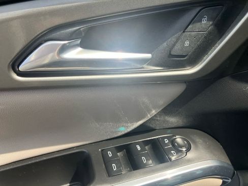 Used 2025 Chevrolet Traverse LT w/ Driver Confidence Package FWD image 15