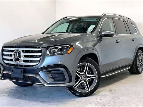 New 2026 Mercedes-Benz GLS 450 4MATIC image 2