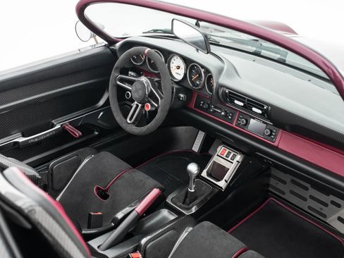 Used 1997 Porsche 911 Carrera RWD image 31