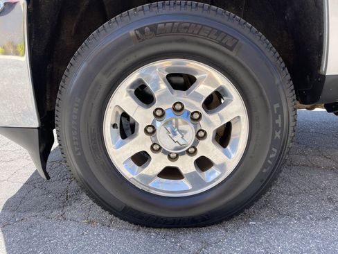 Used 2015 Chevrolet Silverado 2500 LT w/ Z71 Package, Off-Road image 34