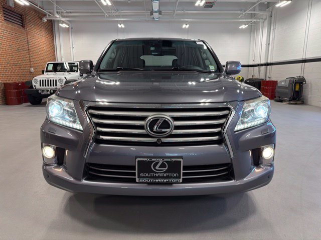 Used 2013 Lexus LX 570 4WD image 2