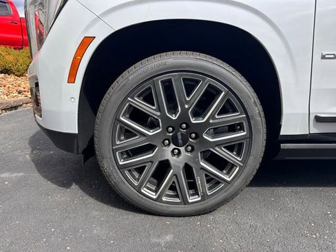 New 2026 GMC Yukon Denali Ultimate image 18