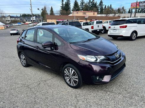 Used 2017 Honda Fit EX image 3
