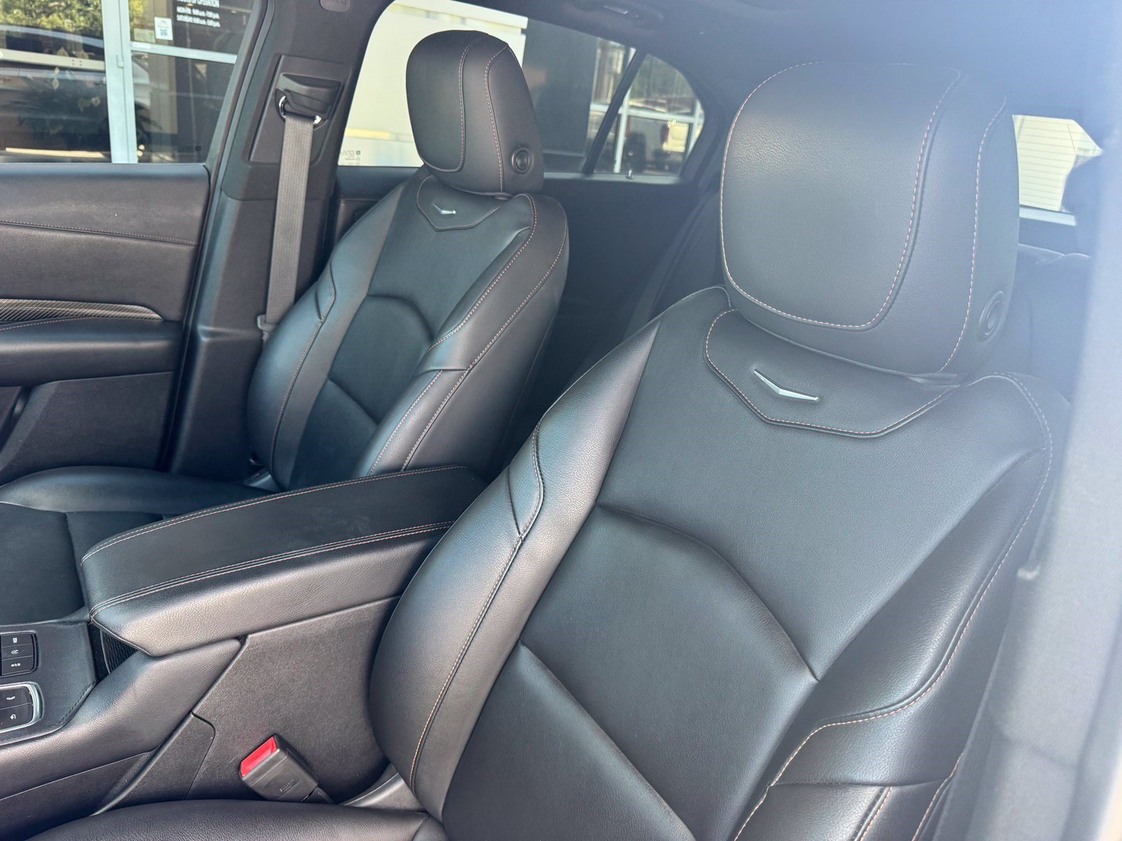 Certified 2019 Cadillac XT4 Sport w/ Cold Weather Package FWD image 21