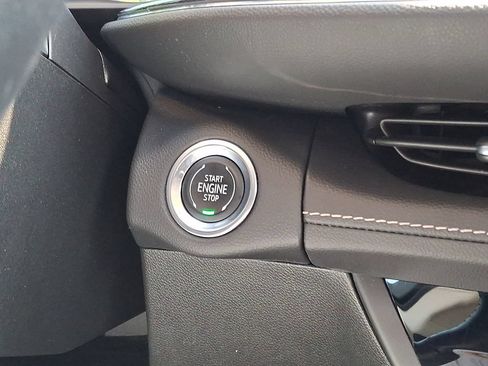 Used 2023 Buick Envision Essence AWD/4WD image 21