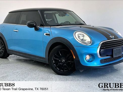 Used 2016 MINI Cooper 2-Door Hardtop image 1