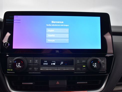 Used 2025 Toyota Grand Highlander AWD Hybrid image 16