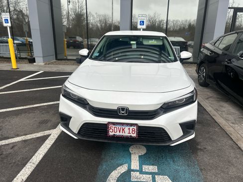 Used 2023 Honda Civic LX image 2