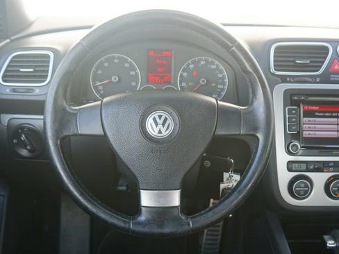 Used 2009 Volkswagen Eos Komfort FWD image 9