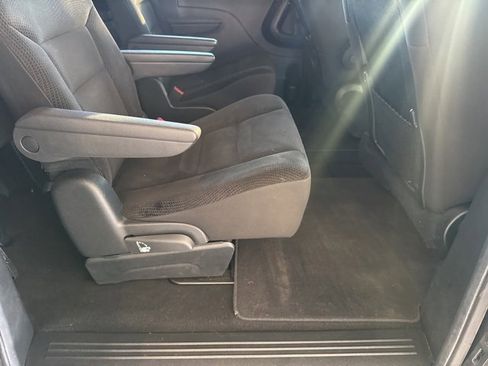 Used 2020 Dodge Grand Caravan SE image 23