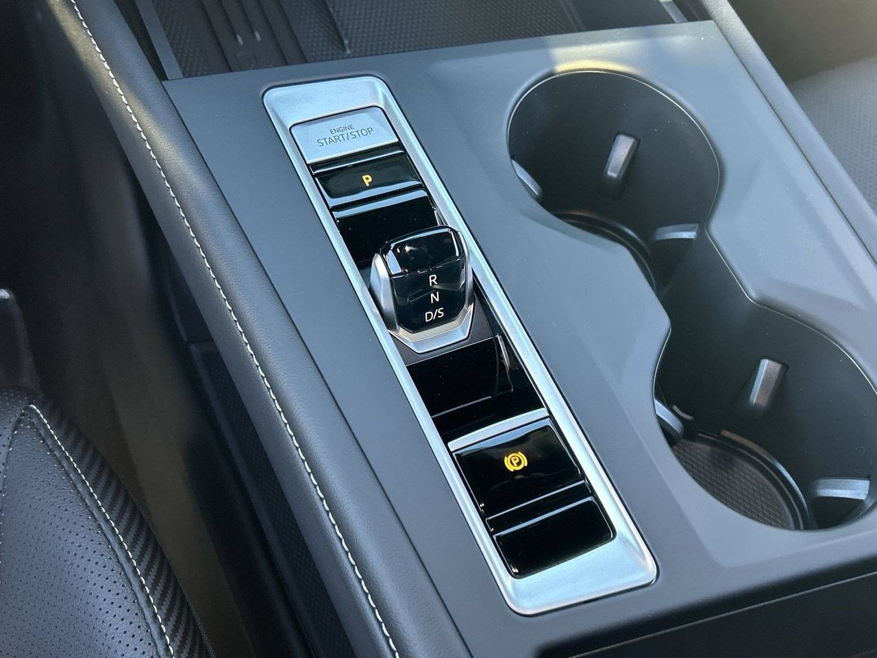 New 2026 Volkswagen Atlas Cross Sport SE FWD image 25