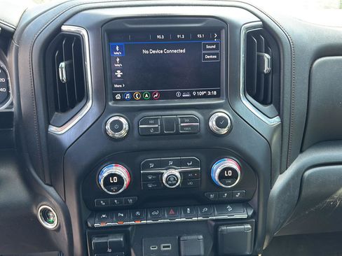Used 2020 GMC Sierra 1500 AT4 w/ AT4 Premium Package AWD/4WD image 10
