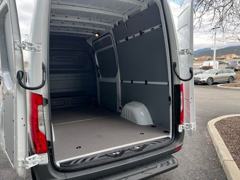 Used 2024 Mercedes-Benz Sprinter 144 Cargo image 15