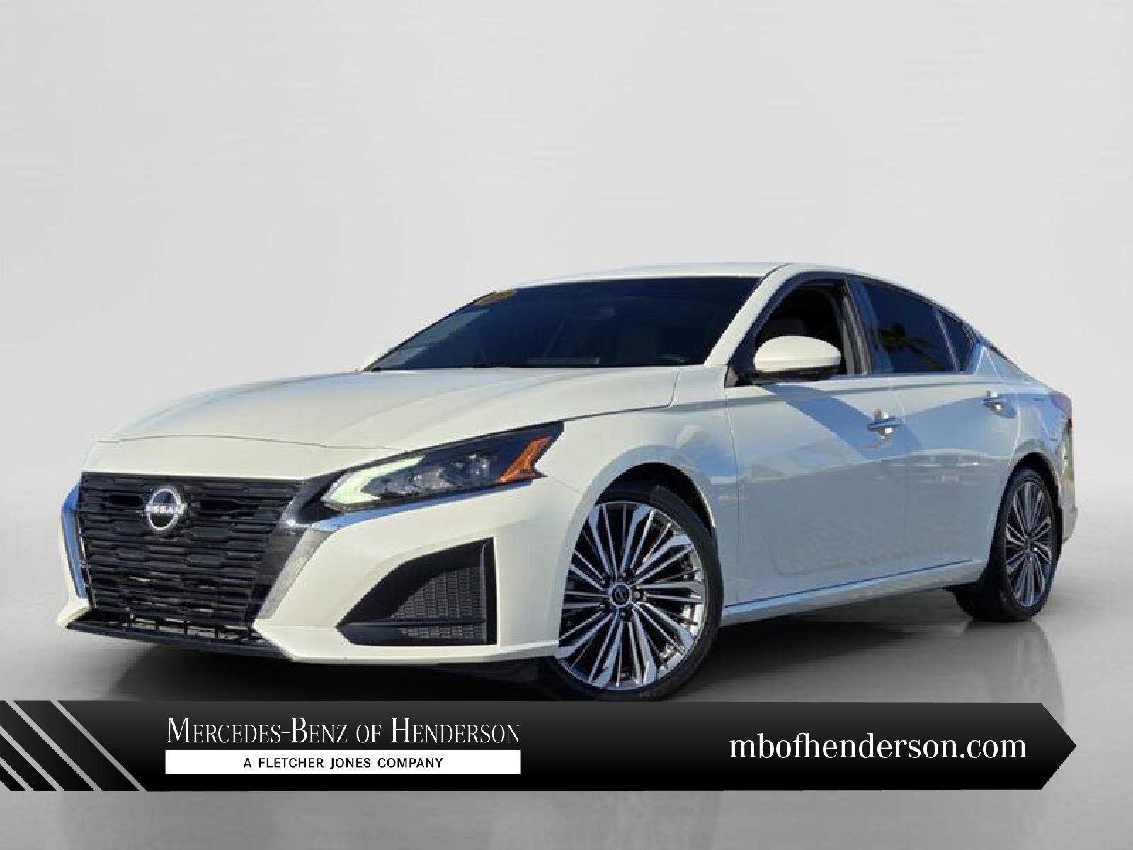 Used 2023 Nissan Altima 2.5 SL FWD image 1