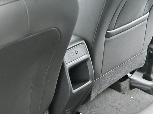 Used 2025 Chevrolet Trax ACTIV w/ Sunroof Package FWD image 30
