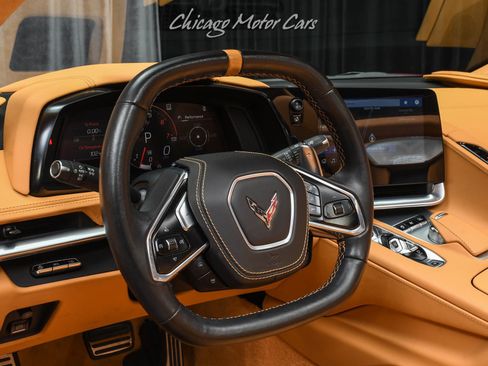 Used 2022 Chevrolet Corvette Stingray Premium Conv w/ Z51 Performance Package image 9