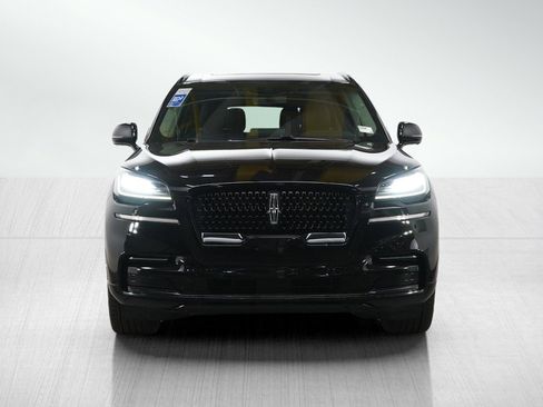 Used 2024 Lincoln Aviator Reserve w/ Equipment Group 201A image 8