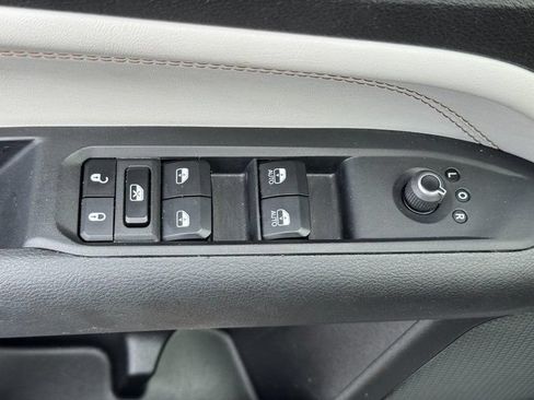 Used 2024 Jeep Compass Limited AWD/4WD image 17
