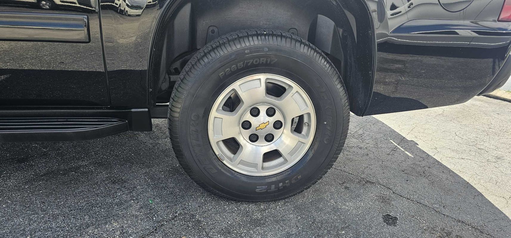 Used 2012 Chevrolet Avalanche LS RWD image 12