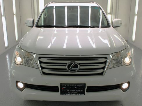 Used 2012 Lexus GX 460 w/ Comfort Plus Pkg AWD/4WD image 3
