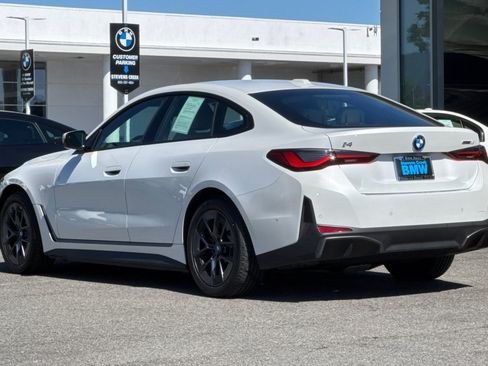Used 2023 BMW i4 eDrive35 RWD image 3
