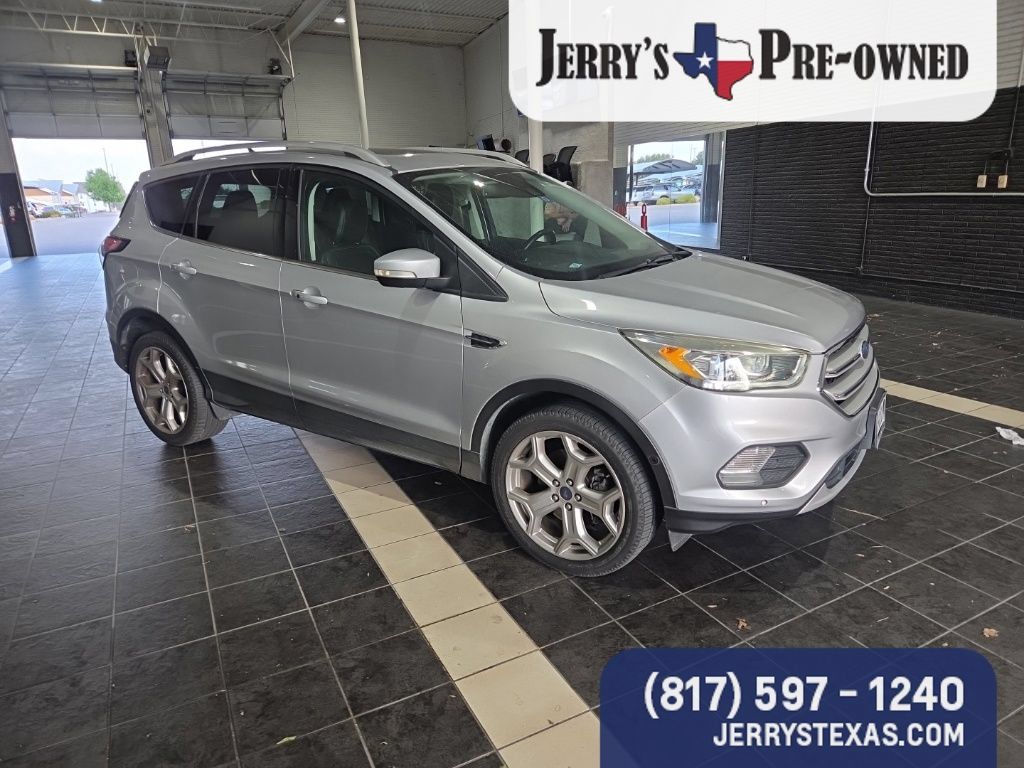 Used 2018 Ford Escape Titanium w/ Ford Safe & Smart Package AWD/4WD image 2