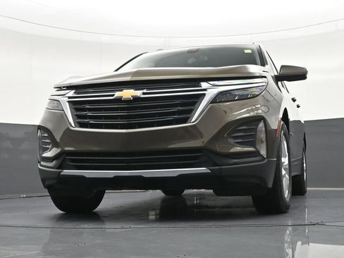 Used 2023 Chevrolet Equinox LT FWD image 32