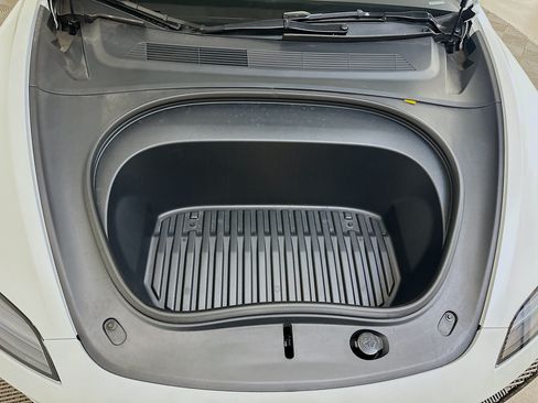 Used 2025 Tesla Model 3 Long Range AWD/4WD image 36