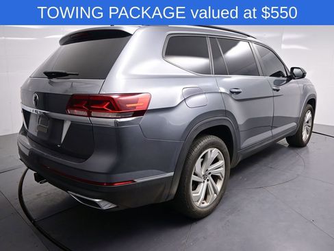 Used 2021 Volkswagen Atlas SE w/ Panoramic Sunroof Package FWD image 3
