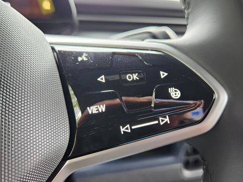 New 2025 Volkswagen ID. Buzz Pro S image 16