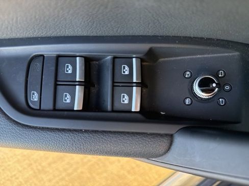 Used 2018 Audi Q5 2.0T Premium image 15