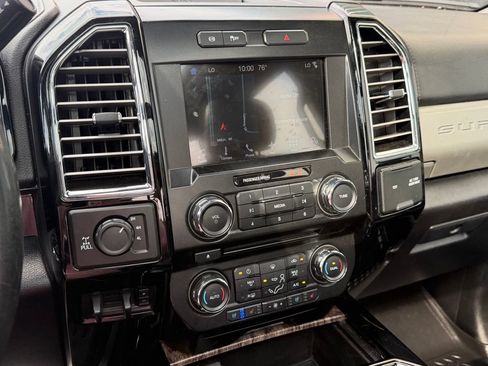 Used 2017 Ford F250 Lariat w/ Lariat Ultimate Package AWD/4WD image 9