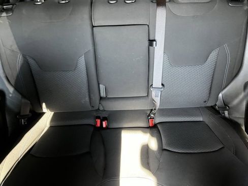 Certified 2025 Jeep Compass Sport w/ Mopar Graphics Package image 22