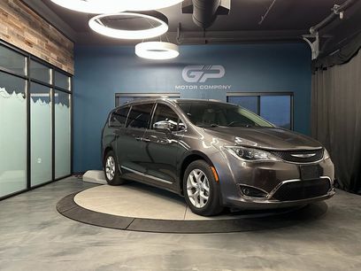 Used 2020 Chrysler Pacifica Limited