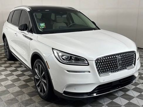 Used 2020 Lincoln Corsair Reserve w/ Equipment Group 201A FWD image 10
