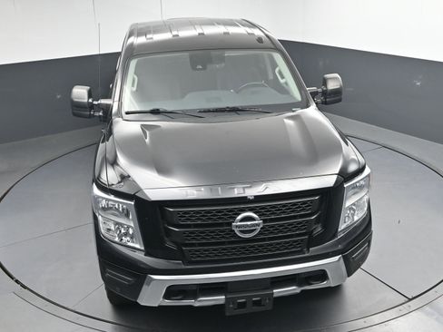 Used 2021 Nissan Titan SV w/ SV Convenience Package image 32