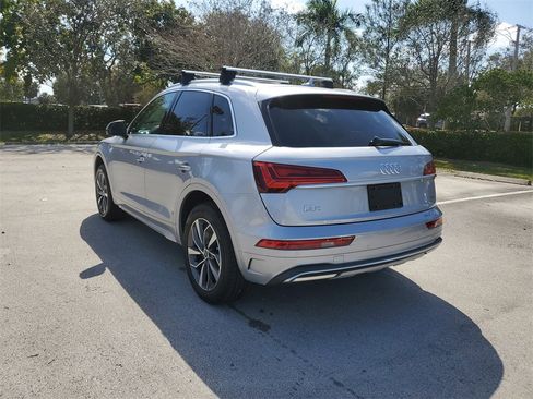 Used 2021 Audi Q5 2.0T Premium Plus w/ Premium Plus Package image 3