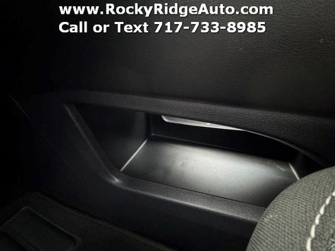 Used 2024 Nissan Pathfinder S AWD/4WD image 25
