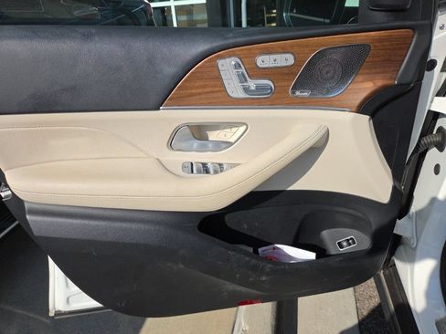 Used 2024 Mercedes-Benz GLE 450 4MATIC image 15