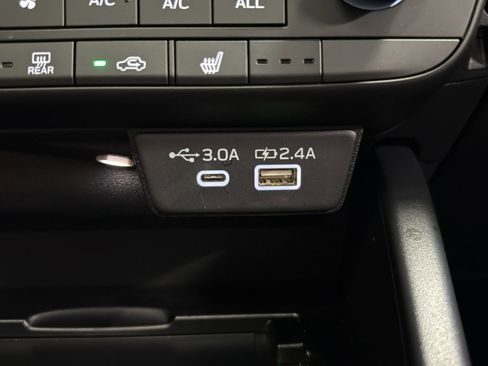 Certified 2026 Subaru Outback Premium image 30